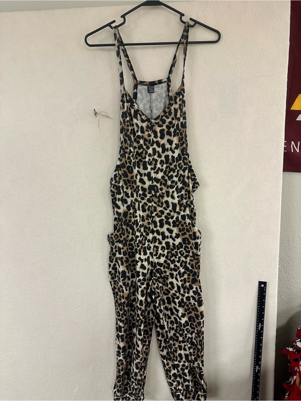 Dreimp Women's Cheetah Print Sleeveless Pockets Jumpsuit Size L